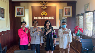 Kapolres Klungkung AKBP I Nengah Sadiarta, S.I.K Seminar Breakthrough Your Mindset Polres Klungkung - Santy Sastra, Santy Sastra Public Speaking (1)