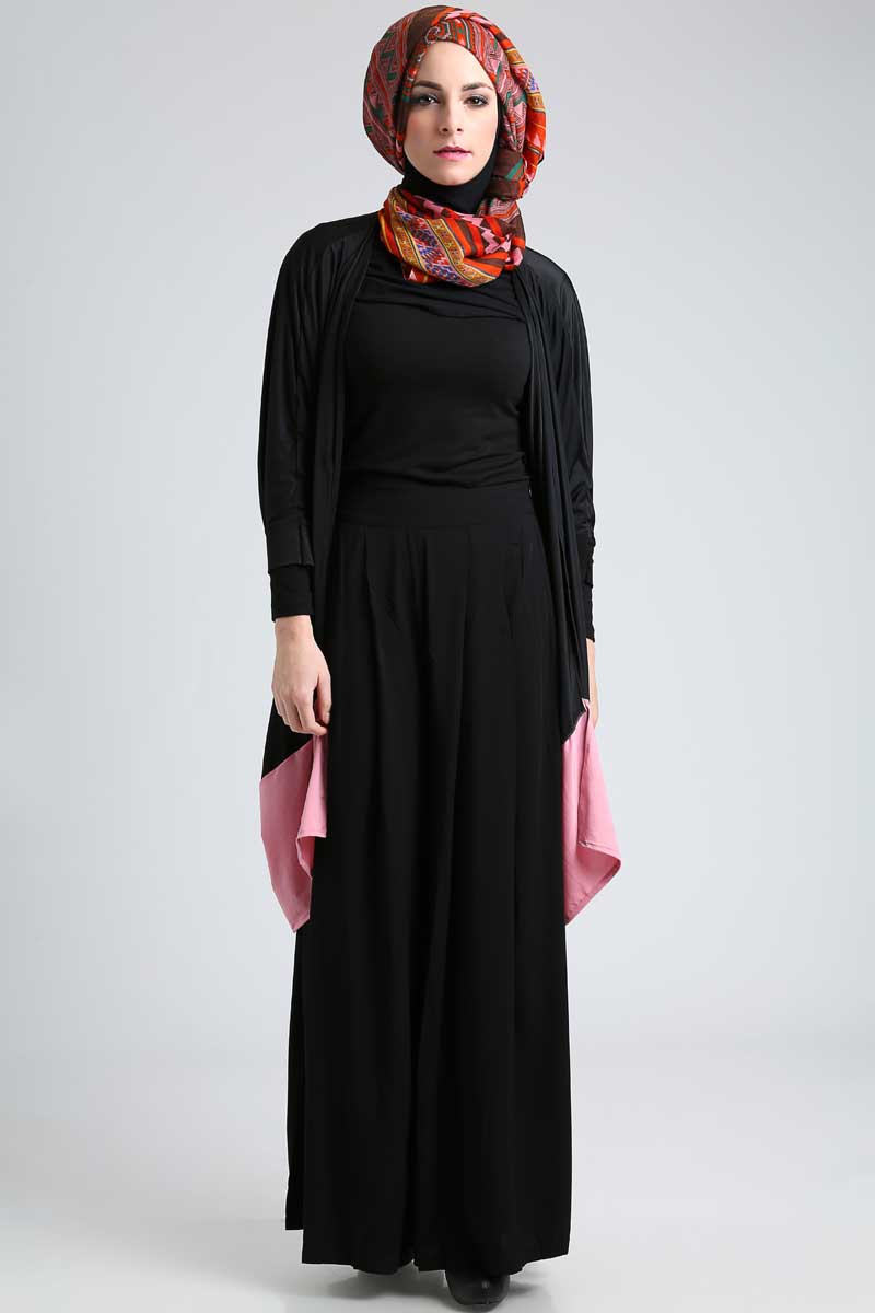 Fotografi Model Hijab Indoor Studio Casual Dan Elegant Dzargon