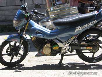 Me, my life, my bike, my story: Parade Suzuki Raider 125 