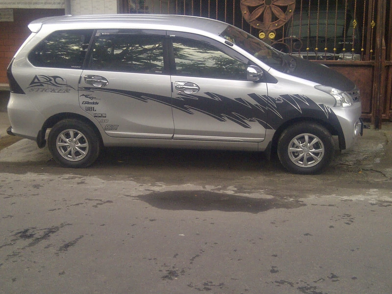 86 Modifikasi Stiker Mobil Avanza Silver 2019 Modifikasi 