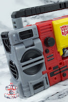 Transformers Kingdom Blaster & Eject 34