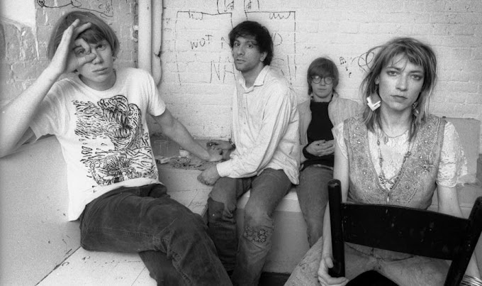 0045 - Superstar - Sonic Youth [1994]