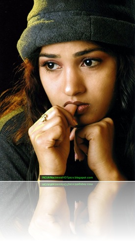 Madhavi_exclusive_26