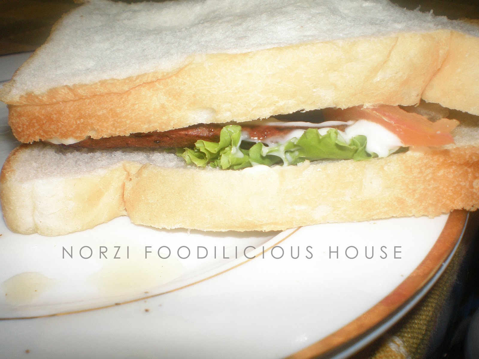 NORZI FOODILICIOUS HOUSE: RESEPI : BURGER DAGING