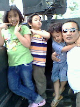 Yumi - My Family's Pictures