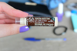 Clothes & Dreams: What's in my bag?: The Body Shop Cocoa butter lip care stick