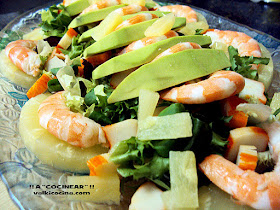 ensalada de marisco aguacate y piña