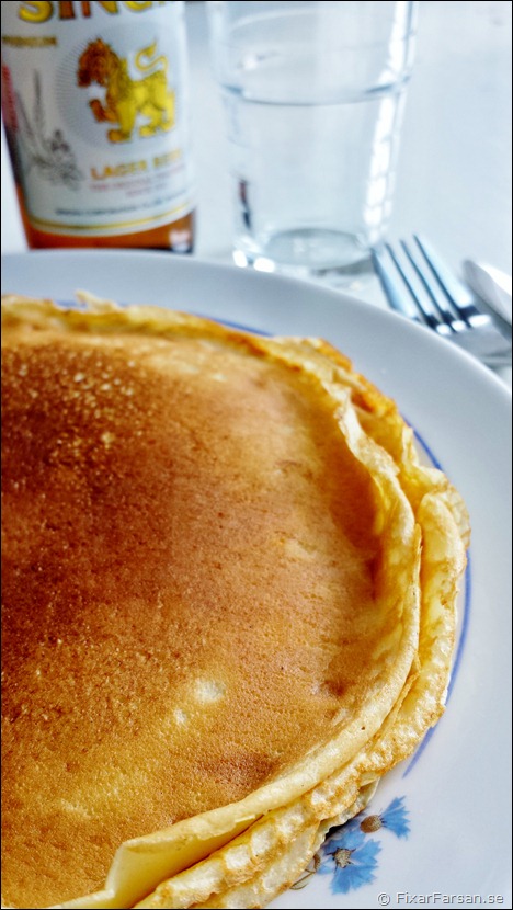 Torsdag-Ärtsoppa-Pannkakor