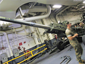 Interior de uno de los Barcos Militares durante la Fleet Week de Nueva York