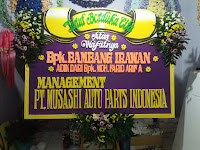 TOKO BUNGA DI TRENGGALEK- KARANGAN BUNGA DI TRENGGALEK