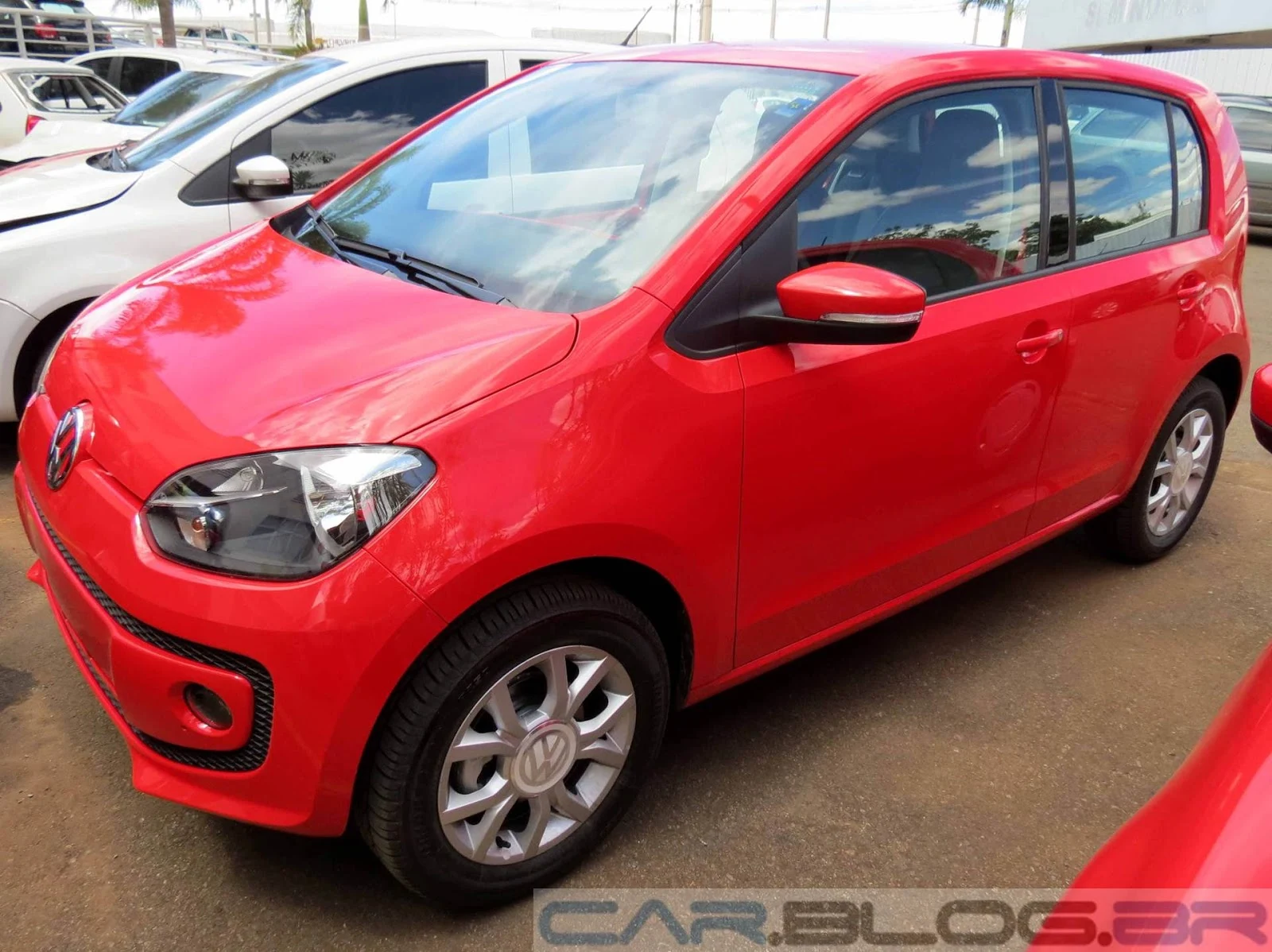 carro Novo Volkswagen up! High-up!