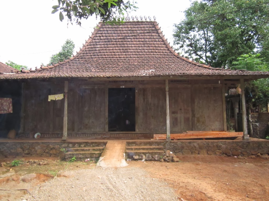 rumah adat jogjakarta: Gambar Rumah Adat Yogyakarta - Joglo