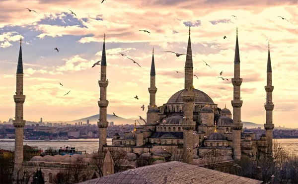 Dari Byzantium ke Turki: Kisah Agung Dibalik Kemuliaan Istanbul