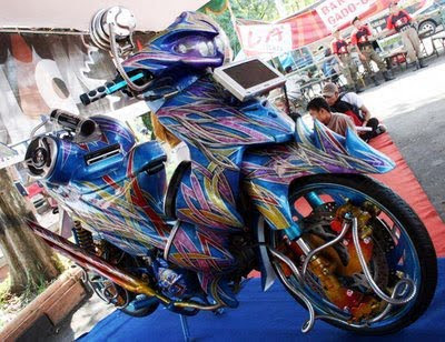 suzuki shogun 125 airbrush modified