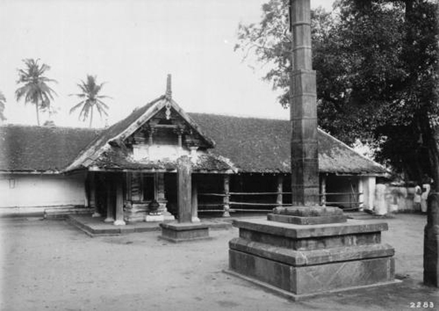 Sri Visalakshi Sametha Sri Viswanatha Swamy temple [Kasi Viswanathaswamy Temple or kundukovil], Kalpathy, Palakkad, Kerala, India | Rare & Old Vintage Photos (1900)