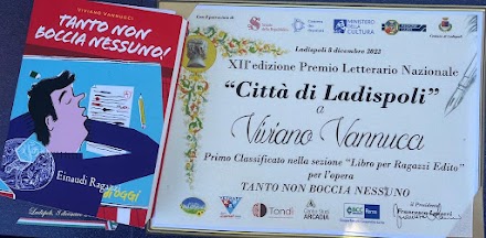 A Ladispoli vince il primo premio “Tanto non boccia nessuno” di Viviano Vannucci, uno dei romanzi per ragazzi più premiati dell’anno