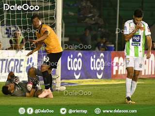 Patricio Vidal se lamenta de haber fallado el penal - Oriente Petrolero - DaleOoo