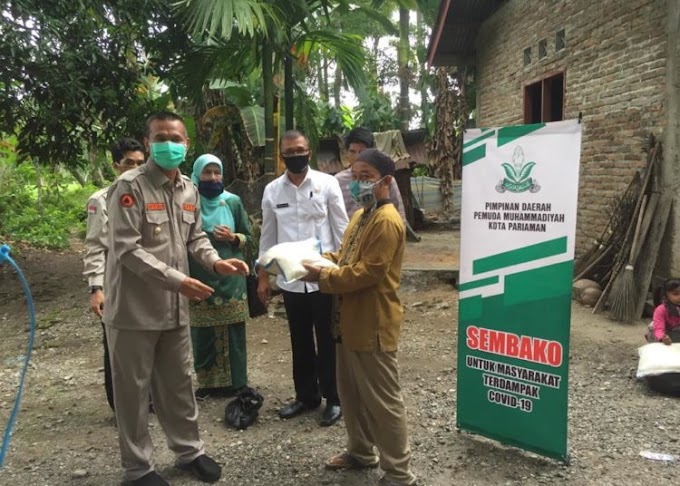 Walikota Pariaman Apresiasi Pemuda Muhammadiyah Kota Pariaman Bagi 150 Paket Sembako kepada Masyarakat.