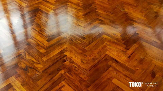 coating lantai kayu