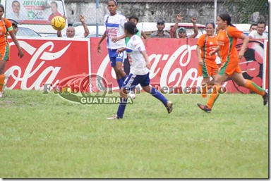 2dogol de retaltecas al 63y festejo de rocio velasquez (5)