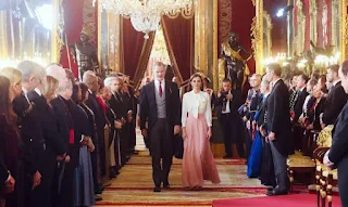 Queen Letizia of Spain stylish fashion