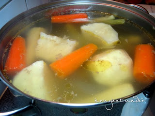 big-pot-chichen-soup