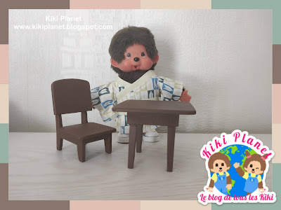 kiki Monchhichi table chaise meuble miniature handmade fait main poupée