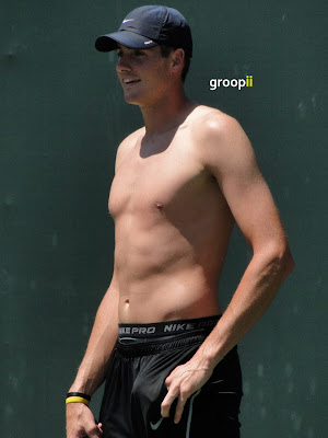 John Isner Shirtless at Miami Open 2011