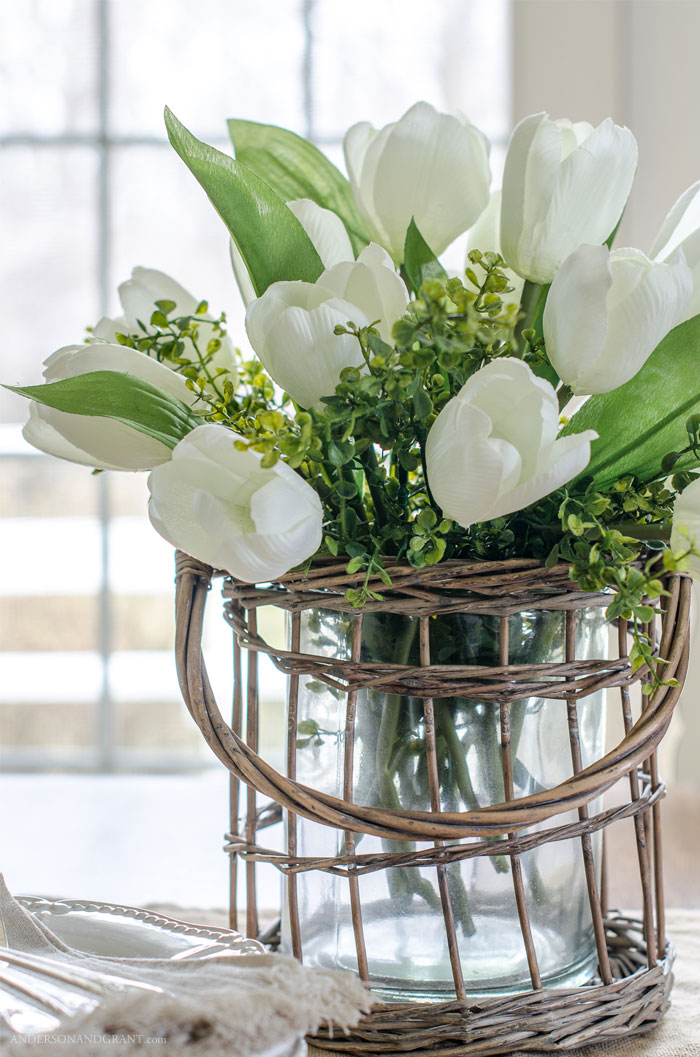 You don't have to purchase fresh flowers to have a beautiful arrangement on the table.  Learn the secrets behind creating a realistic flower arrangement out of fake flowers from the craft store.  #flowerarranging #DIY #flowers #andersonandgrant