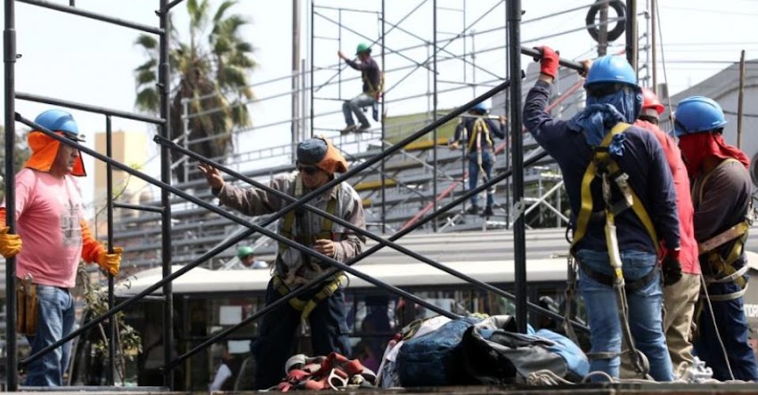 GRAN PARADA MILITAR: Cierran vías auxiliares de la avenida Brasil para instalar tribunas del desfile por Fiestas Patrias