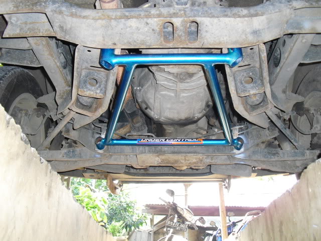 Toyota Kijang  Cyber Community pasang  underbrace dan sway bar