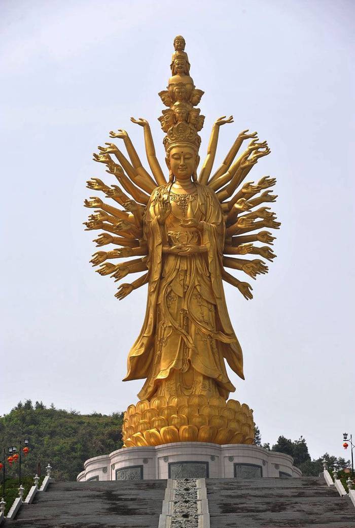 10 Tallest Statues in The World 2022