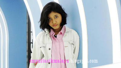 Gambar Gambar Artis Amel Yang Mirip Nike