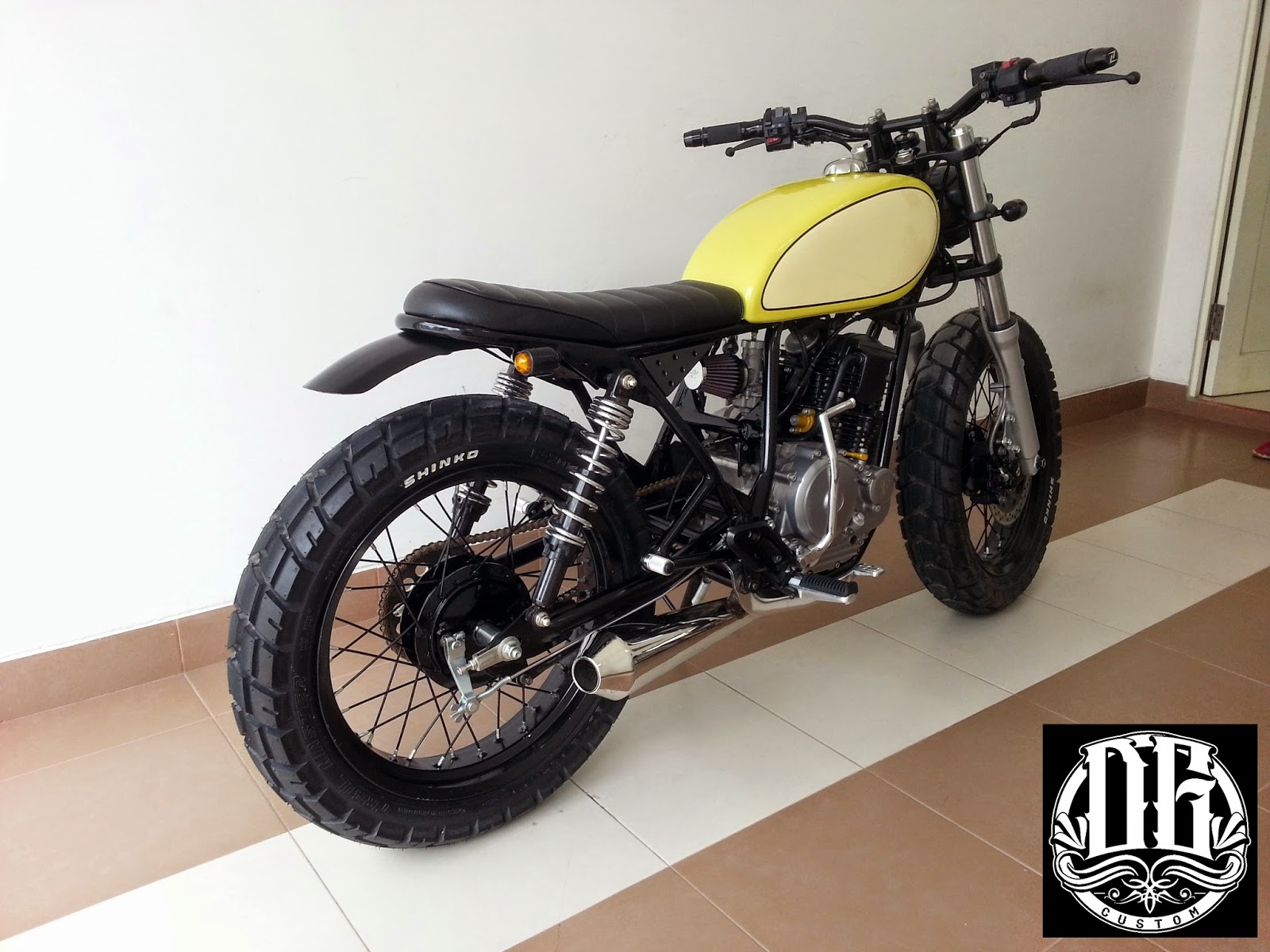 Tangki Knalpot Kustom Scorpio Street Tracker Dengan Tangki DG SR1