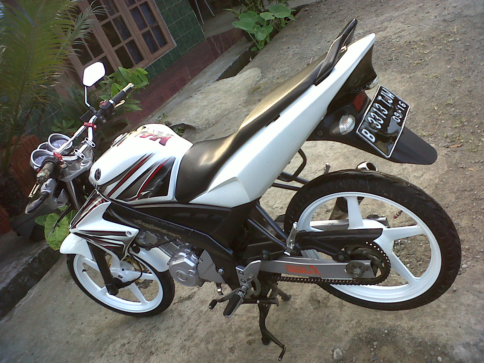 Modifikasi Vixion 2012