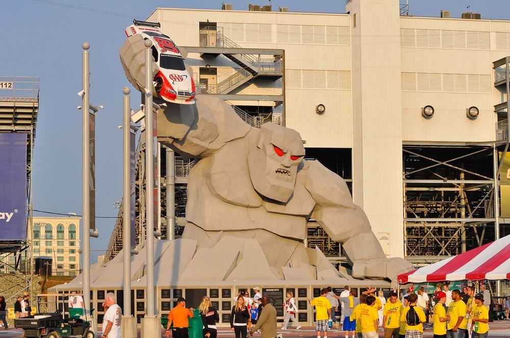 dover-miles-the-monster-6