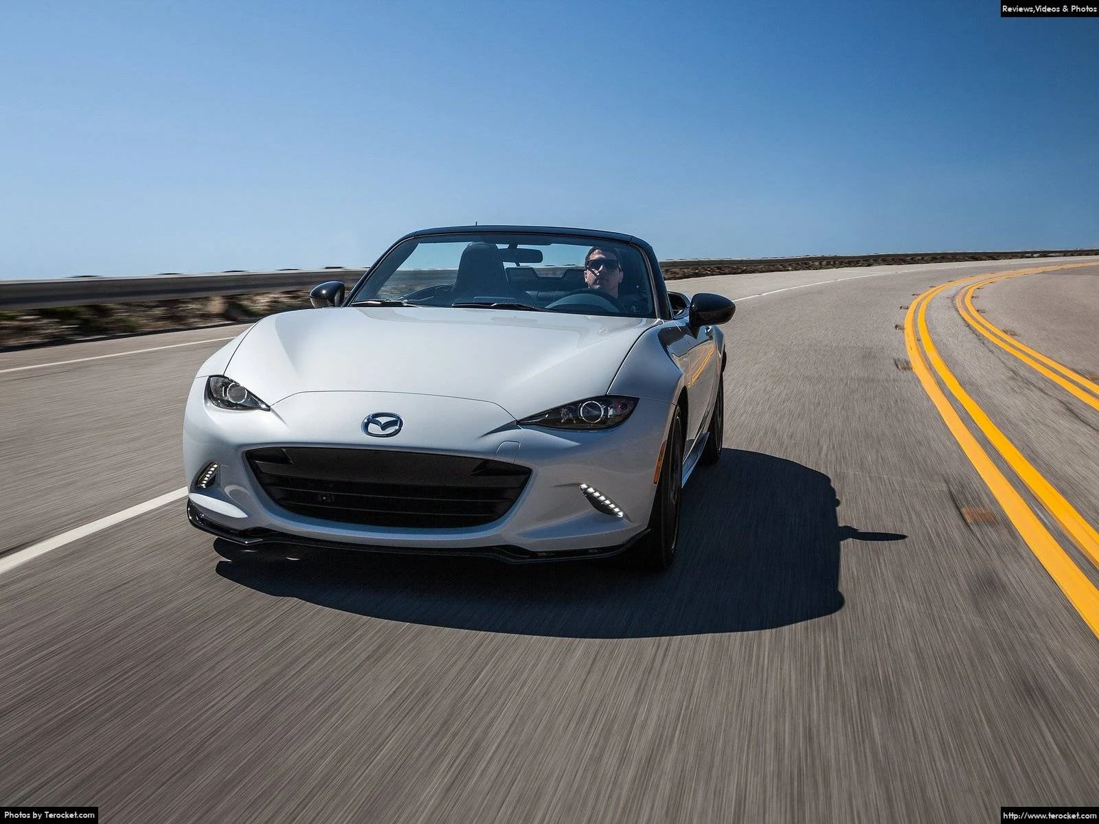 Hình ảnh xe ô tô Mazda MX-5 Club 2016 & nội ngoại thất