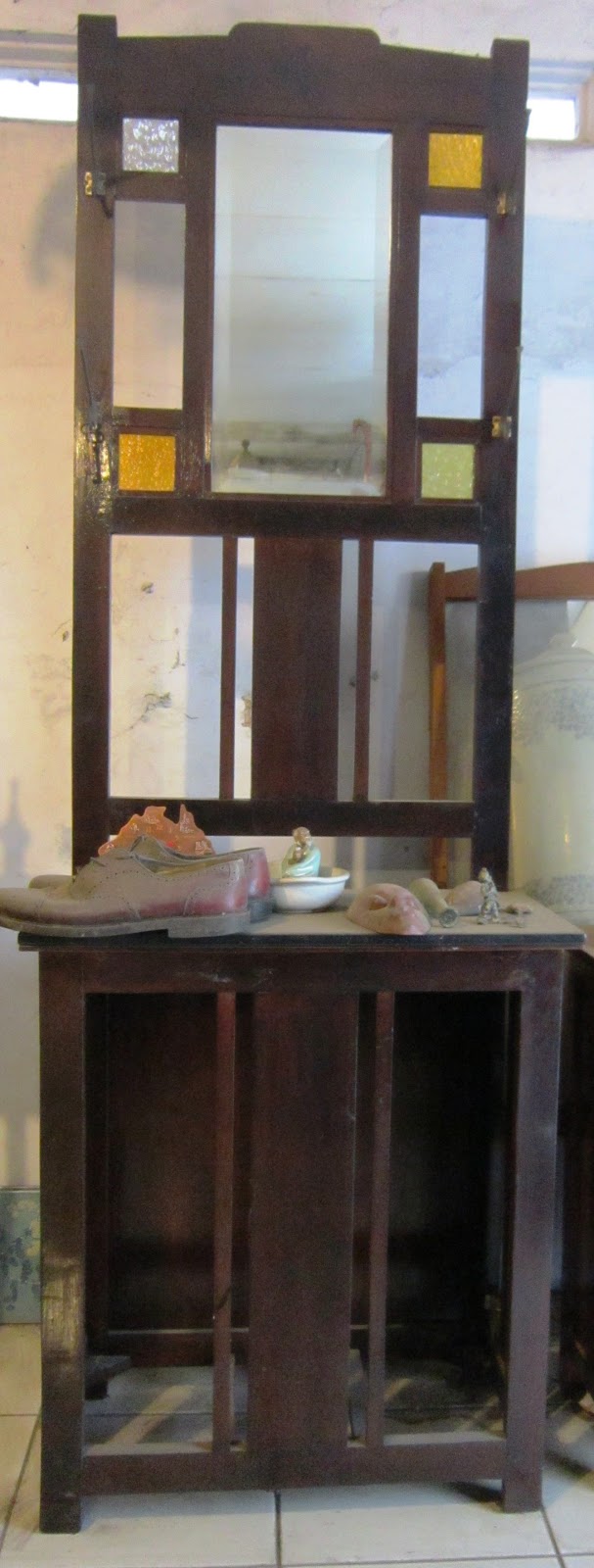 antik dan seni Meja Kaca Warna