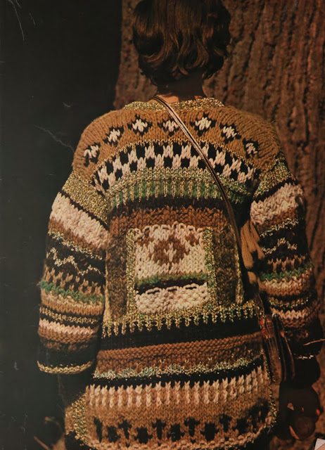 The Vintage Pattern Files: Free 1970's Knitting Pattern - Pulls flous, pulls fous