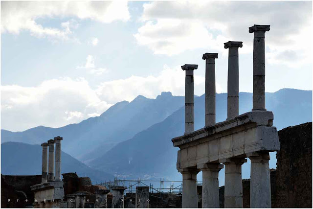 Pompeii ruins