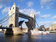 London Bridge. So I have been able to cross a few places off my list. (london bridge)