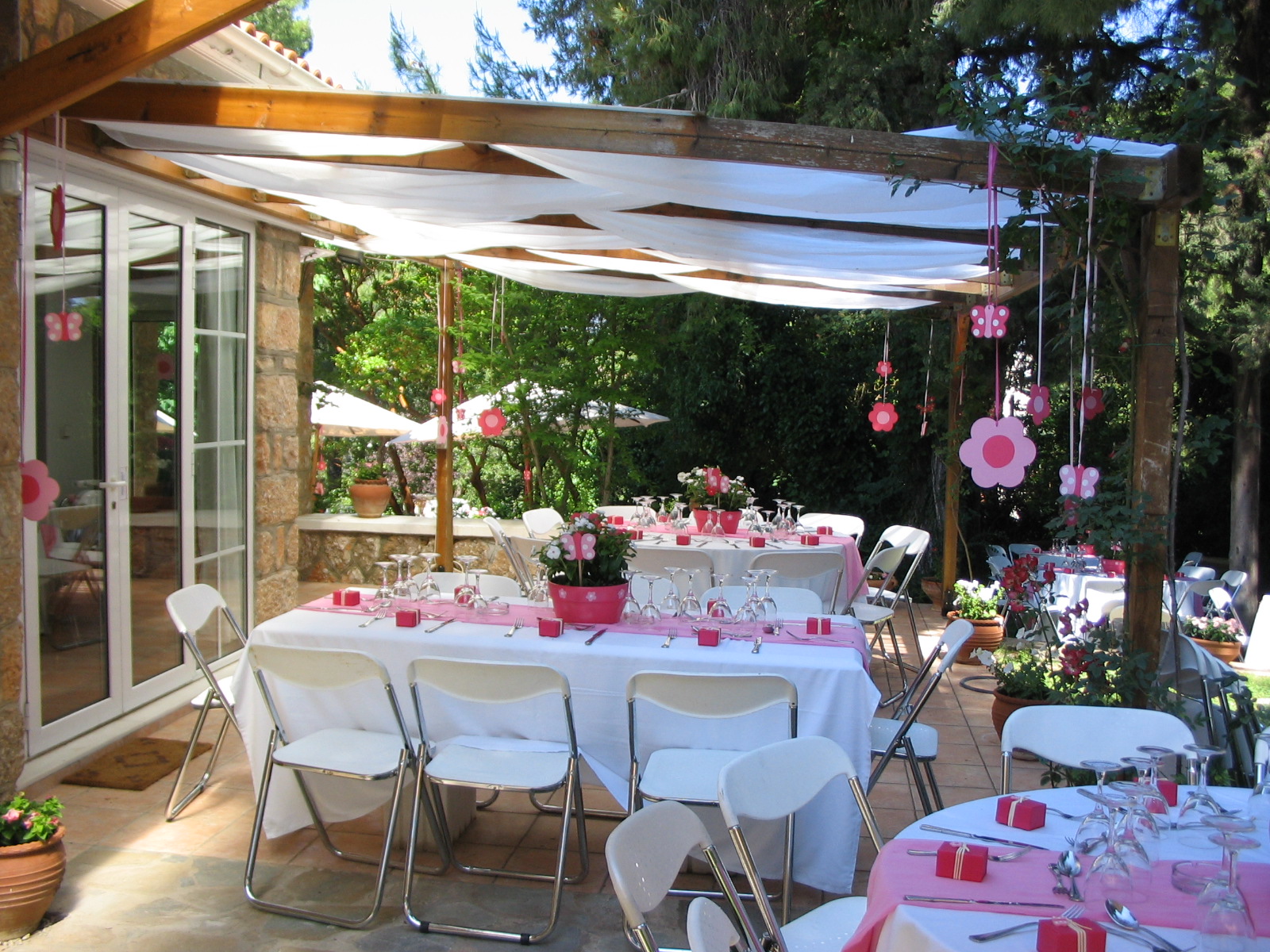 Wonderful Backyard Graduation Party Ideas