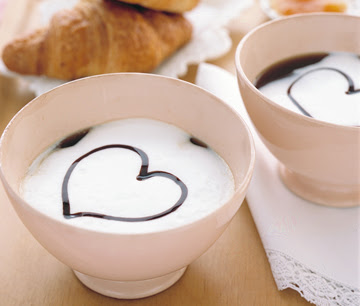Foto desayuno romántico
