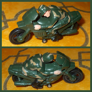 ABC US Marines; Army Men; Armymen; Batman; Colonial Cavalry; Corgi; Flats; Jean Höffler; Kinder Knight; Kinder Samurai; Man Bat; Mixed Figures; Mixed Lot; Mixed Model Figures; Mixed Model Soldiers; Mixed Novelties; Mixed Playthings; Mixed Toy Figurines; Mixed Toy Soldiers; Mixed Toys; Motorbike; Motorcycle; MPC Medievals; Parachute Toys; Paratrooper Toys; Poopatroopa's; Rambo; Sentry Box; Small Scale World; smallscaleworld.blogspot.com; Super Hero;