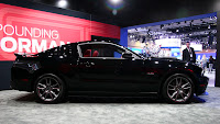 2013-Ford-Mustang-Wallpaper-18