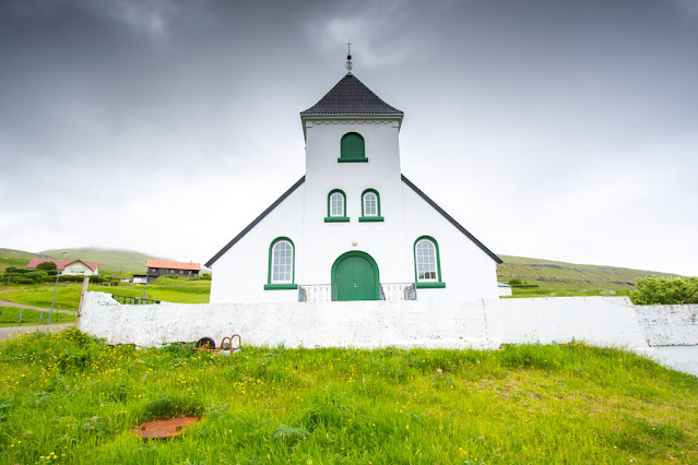 Chiesa di Oyrarbakki-Oyrar kirkja