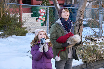 The Christmas Chronicles 2018 movie still Darby Camp Judah Lewis