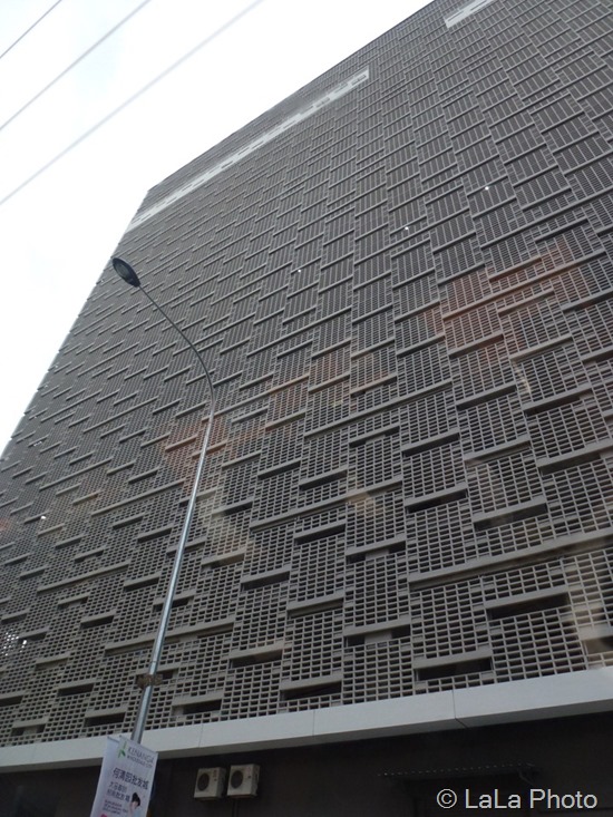 P1020877