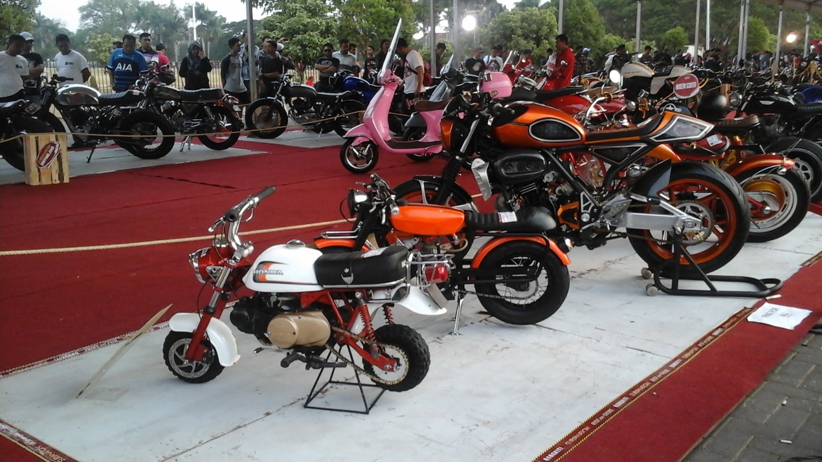 Pecinta Motor Antik Acara Suryanation Motorland Malang Lita Et