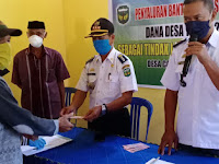 PENERIMAAN BANTUAN LANGSUNG TUNAI (BLT) DANA DESA DI DS. CAKKEAWO KEC. SULI KAB. LUWU.